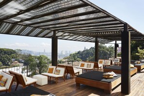 BBQ/picnic Area - Santa Teresa Hotel Rio de Janeiro - MGallery Collection (Rio de Janeiro)
