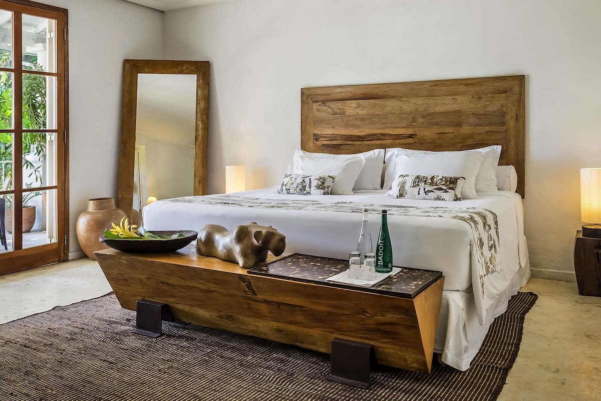 Deluxe Room, 1 King Bed, Balcony, Garden View (Serenity)