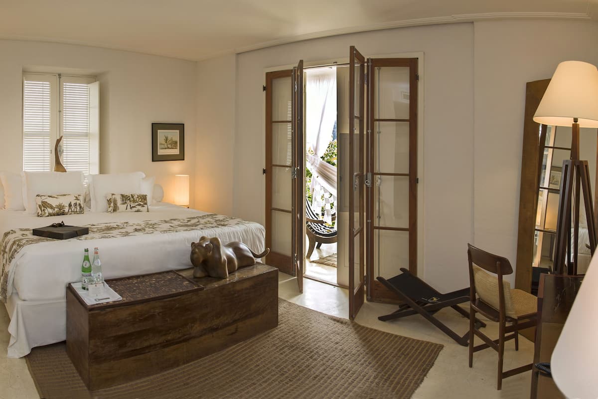 Deluxe Room, 1 King Bed, Balcony, Garden View (Serenity)