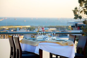 Breakfast, lunch, dinner served; Turkish cuisine  - Hotel Mosaic (Istanbul)