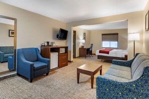 Suite, 1 King Bed with Sofa bed, Accessible, Non Smoking | Desk, blackout curtains, iron/ironing board, free WiFi - Comfort Inn & Suites Greenville I-70 (Greenville)