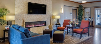 Comfort Inn & Suites Greenville I-70