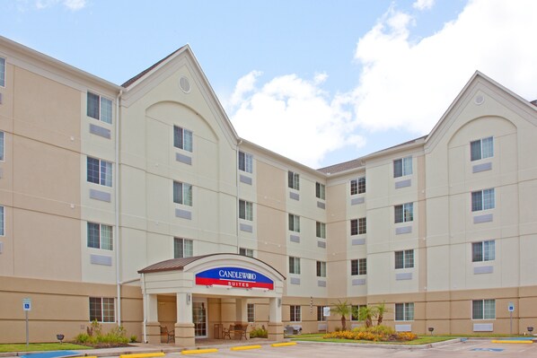 Exterior - Candlewood Suites Houston Medical Center by IHG (Houston)