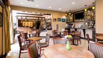 Free buffet breakfast