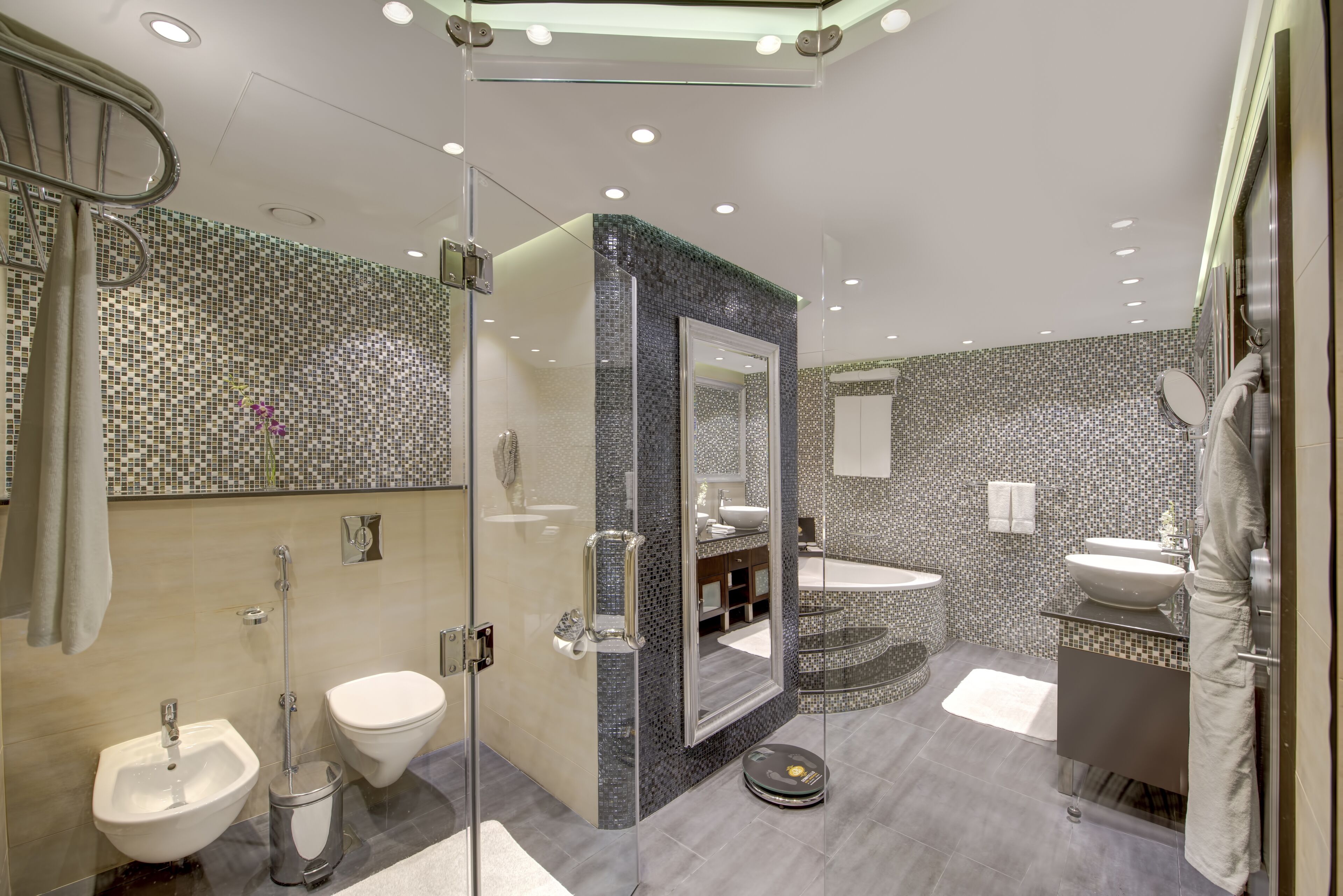 grand suite | bathroom | deep-soaking bathtub, free toiletries, hair dryer, bathrobes