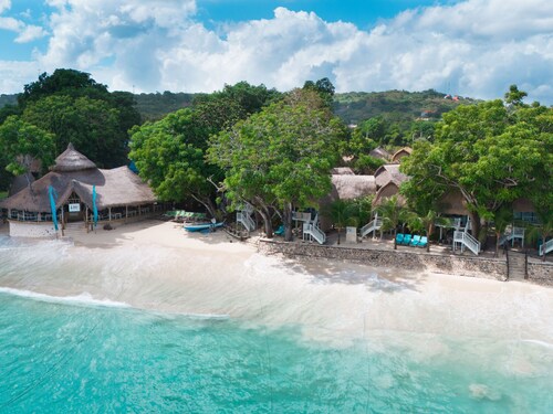 Hai Tide Beach Resort