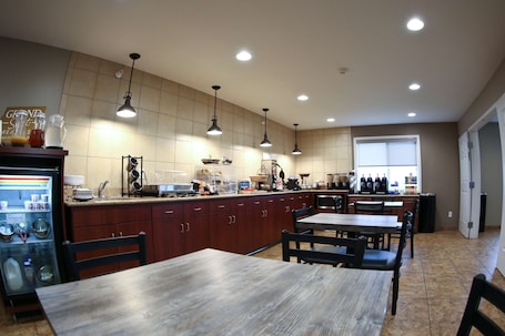 Free daily buffet breakfast. GrandStay Hotel & Suites Perham
