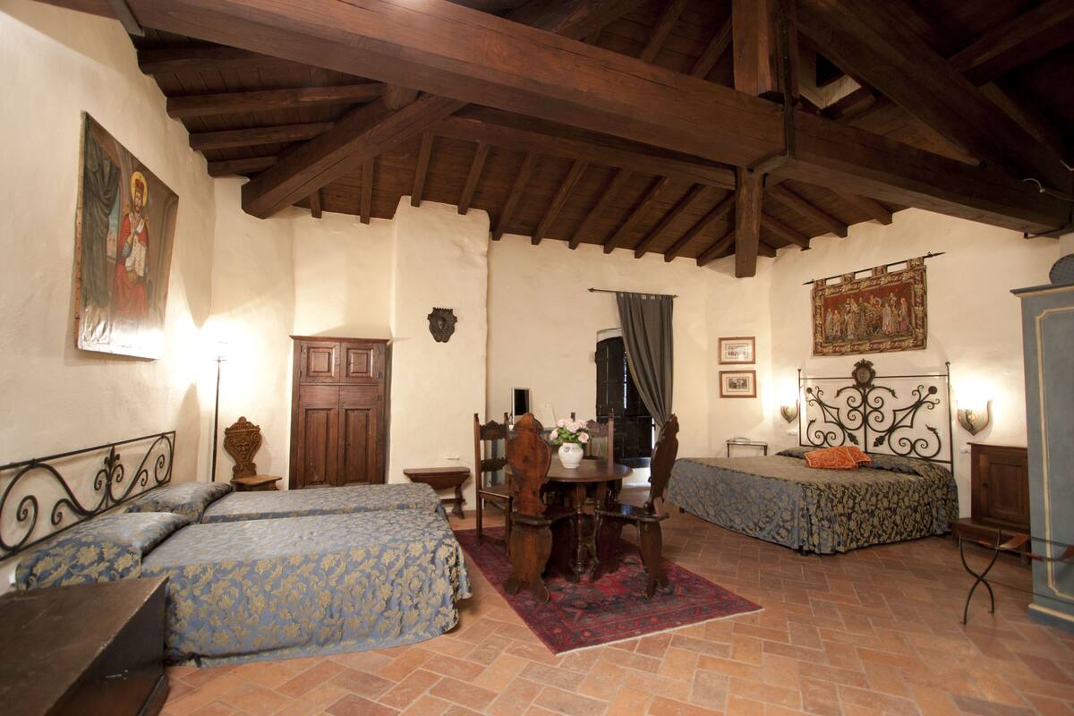 Family Suite, River View | Premium bedding, minibar, in-room safe, soundproofing