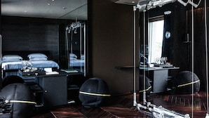Suite Junior (Tecnogym with steam bath)