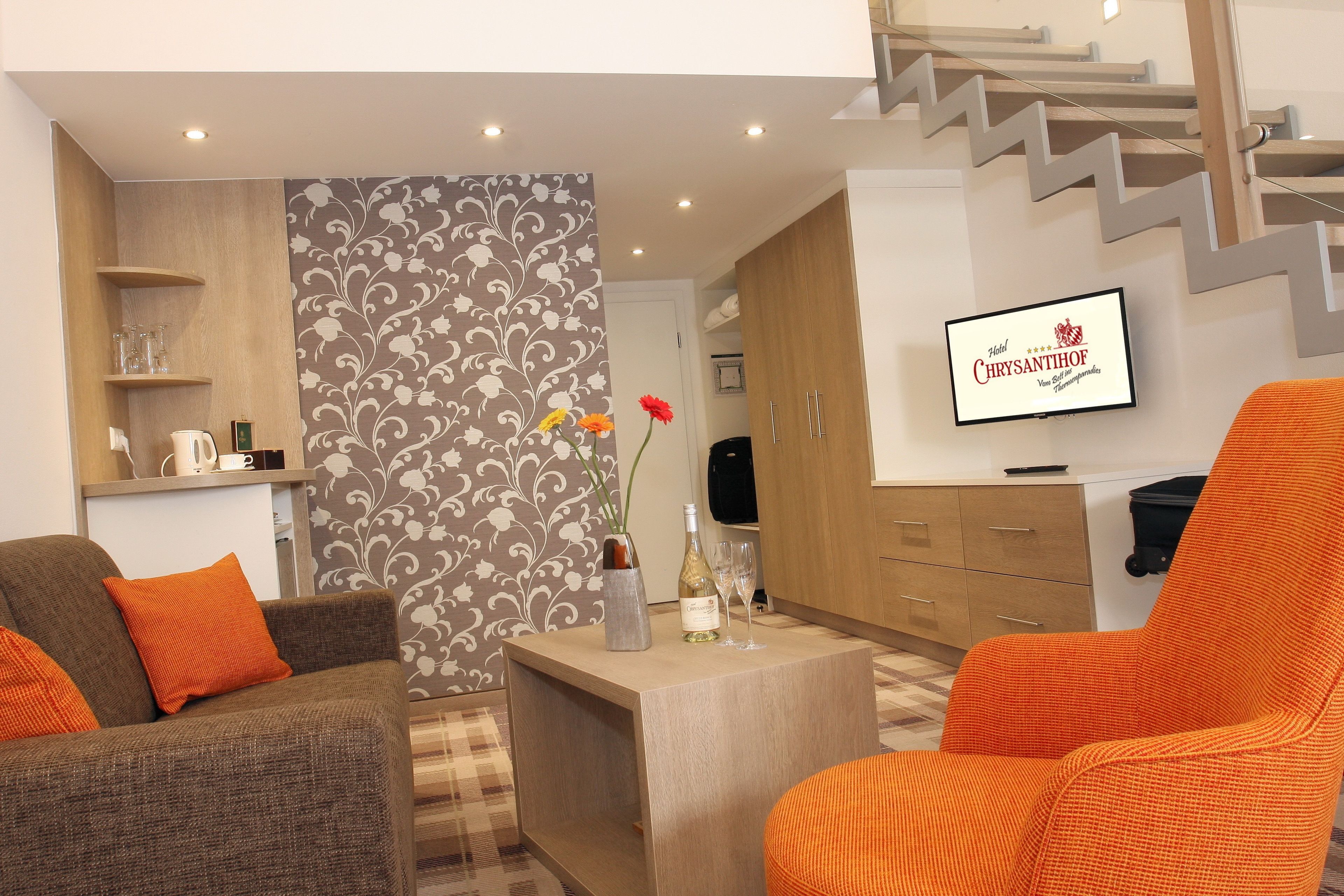 Minibar, caixa forta a l&#x27;habitació i escriptori 