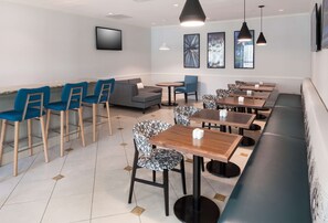 Frokost og middag serveres, amerikanske retter