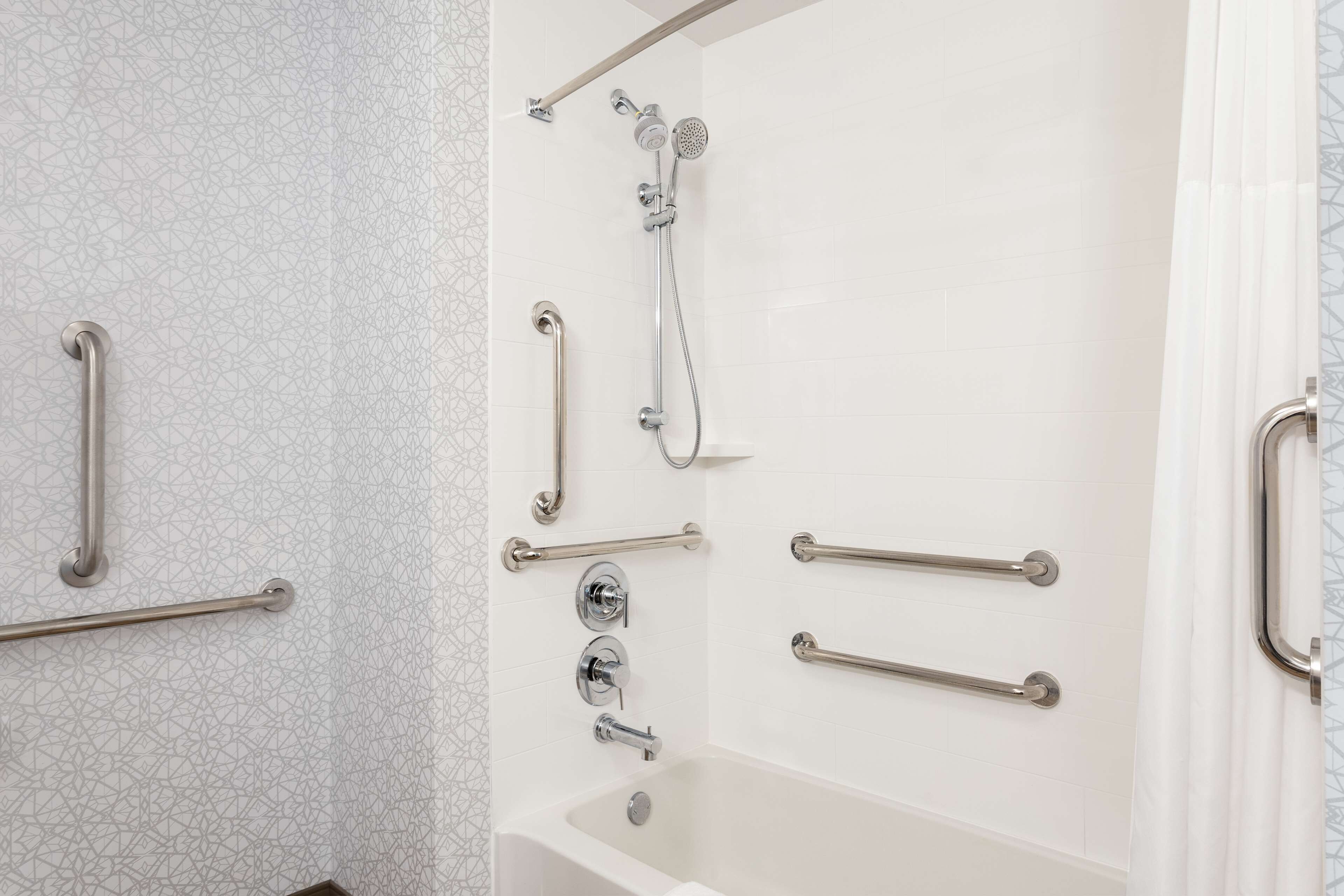 room, 1 king bed, accessible, non smoking | bathroom | free toiletries, hair dryer, towels, soap