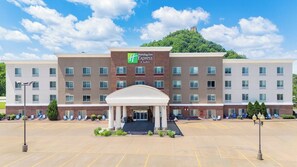 Exterior - Holiday Inn Express & Suites Winona by IHG (Winona)