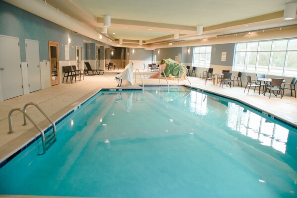Indoor pool - Holiday Inn Express & Suites Winona by IHG (Winona)