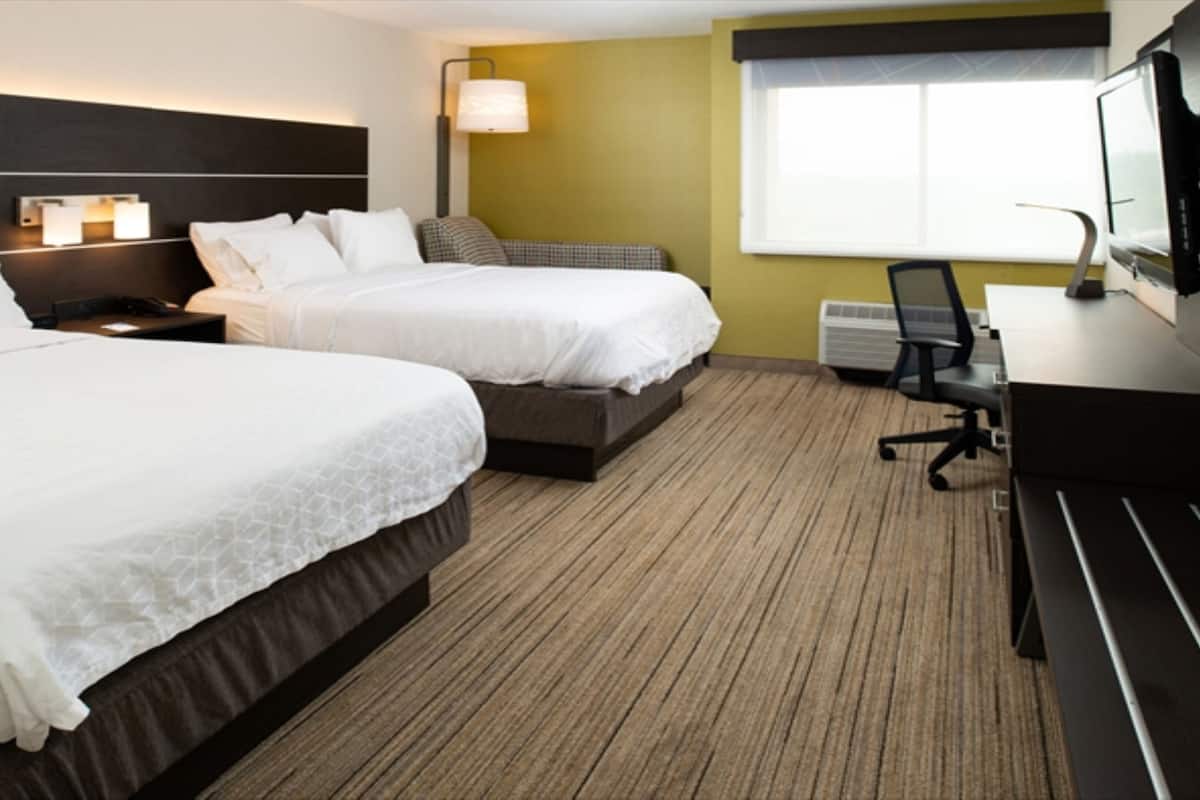 In-room safe, desk, laptop workspace, iron/ironing board
