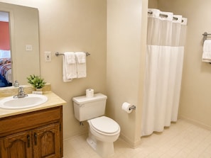 Family Room, Multiple Beds, Bathtub, Corner | Bathroom | Combined shower/tub, free toiletries, hair dryer, towels - Branding Iron Motel (Chama)