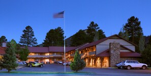 Exterior - Branding Iron Motel (Chama)
