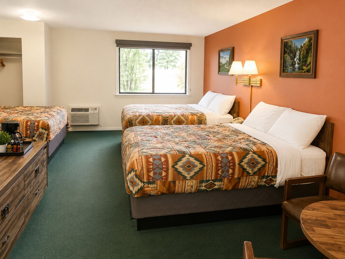 Family Room, Multiple Beds, Bathtub, Corner | Blackout drapes, iron/ironing board, free WiFi, bed sheets