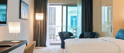 Superior Room | Hypo-allergenic bedding, minibar, in-room safe, desk