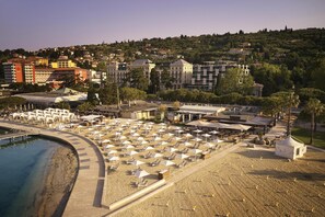 Private beach, beach cabanas, sun loungers, beach umbrellas
