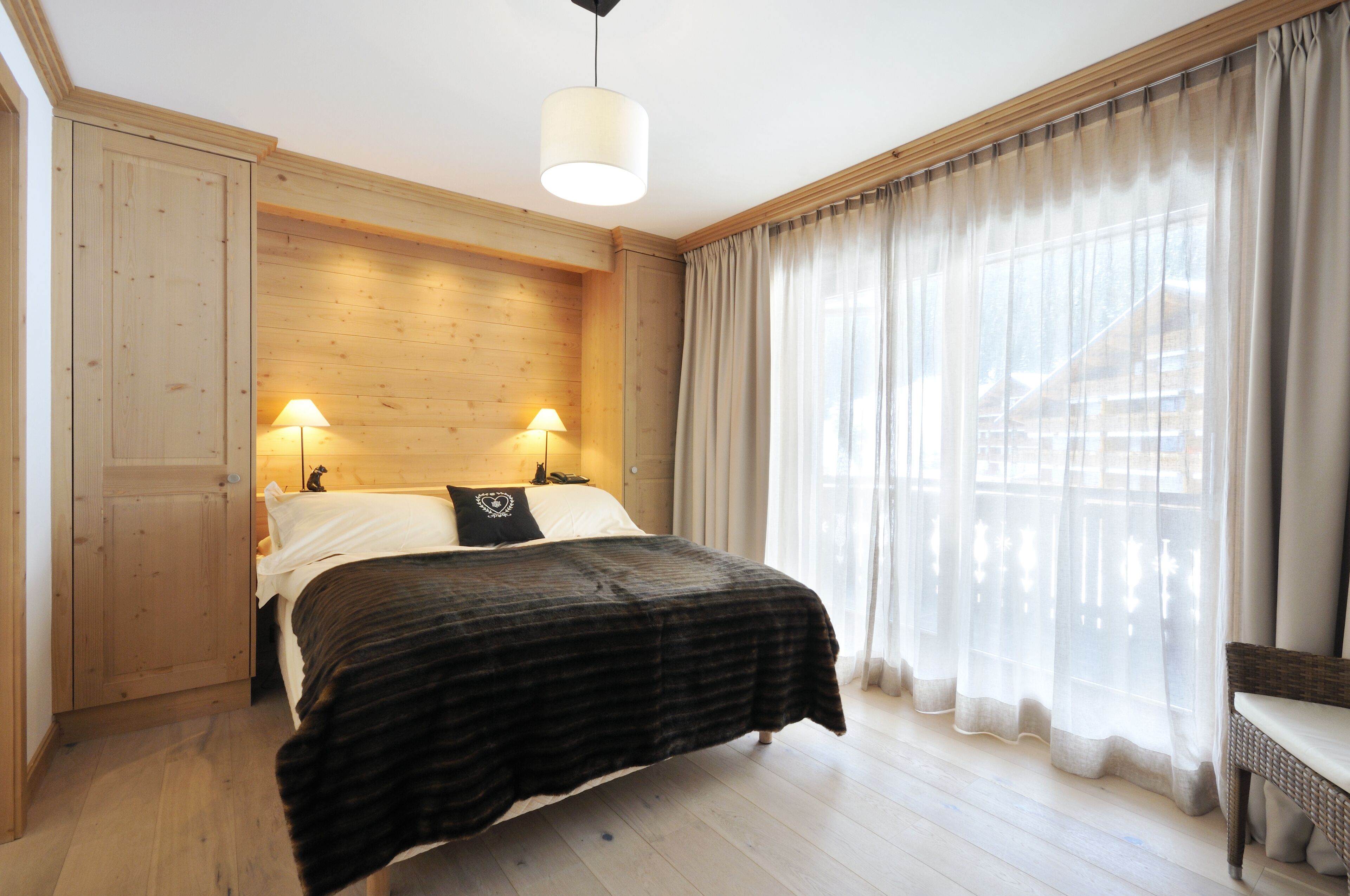 Ropa de cama de alta calidad y colchones con pillow-top 