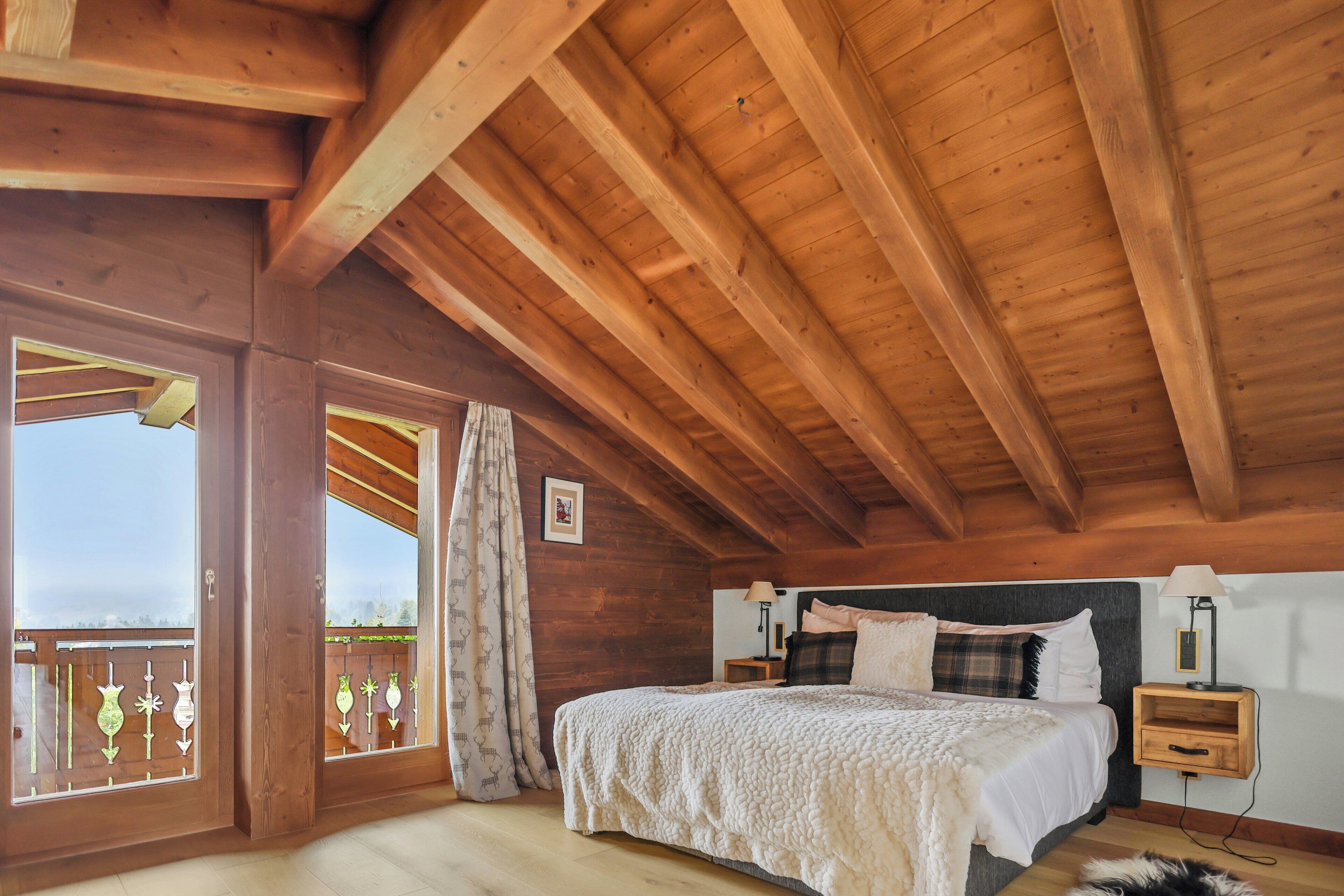 Premium bedding, pillow-top beds, free minibar items, in-room safe