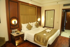 Deluxe-huone | Olohuone | 31–tuumainen LCD-televisio, jossa digitaalikanavat