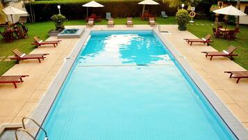 Outdoor pool, sun loungers