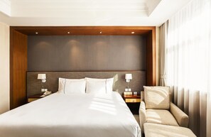 In-room safe, desk, rollaway beds, free WiFi - Best Western Harbin Fortune Hotel (Harbin)