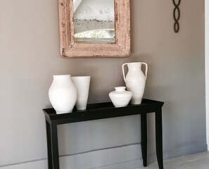 Interior entrance - Hôtel Victor (Cabries)