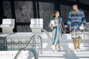 Couples treatment rooms, body treatments, hot stone massages