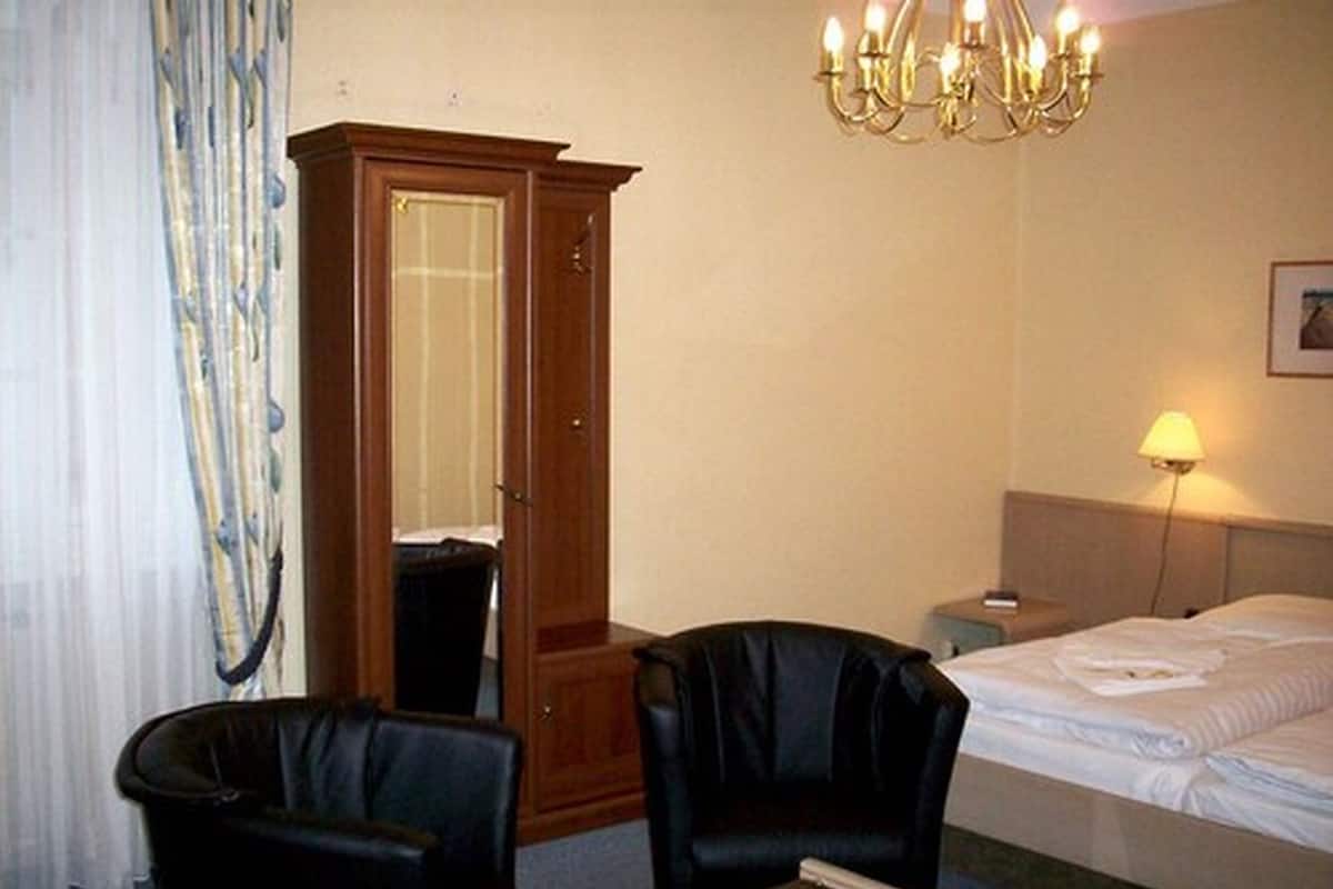 Dreibettzimmer