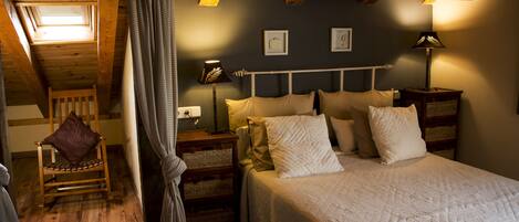 Hus - flere soveværelser - balkon | 7 soveværelser, skrivebord, lydisolering, strygejern/strygebræt