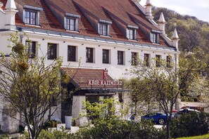 Front of property - Hotel Król Kazimierz (Kazimierz Dolny)