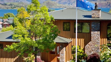 Fachada de la propiedad