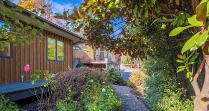 Wanaka Springs Lodge