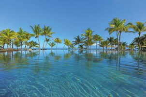 7 piscinas al aire libre, sillones reclinables de piscina