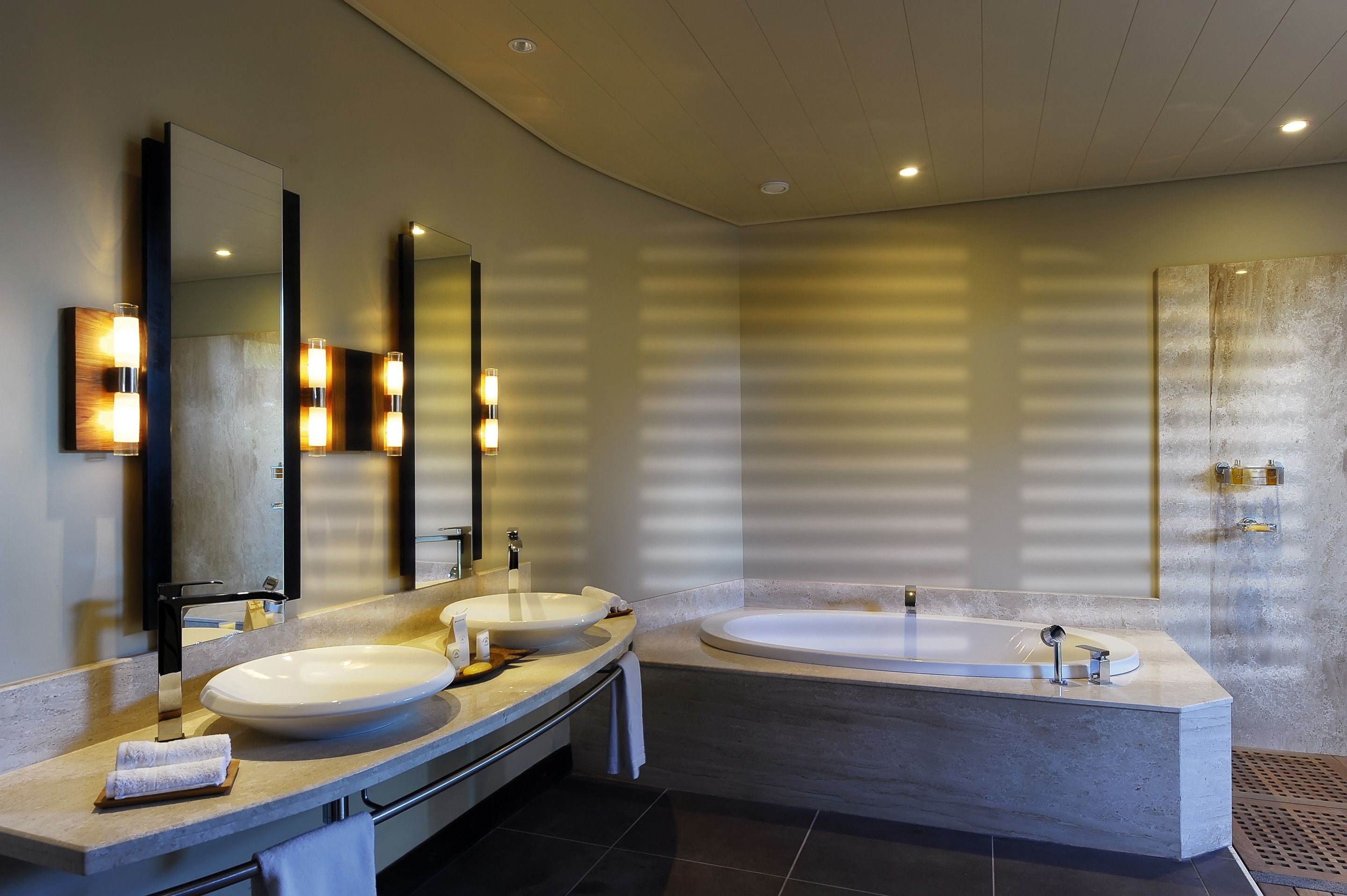 separate bathtub and shower, deep-soaking bathtub, free toiletries