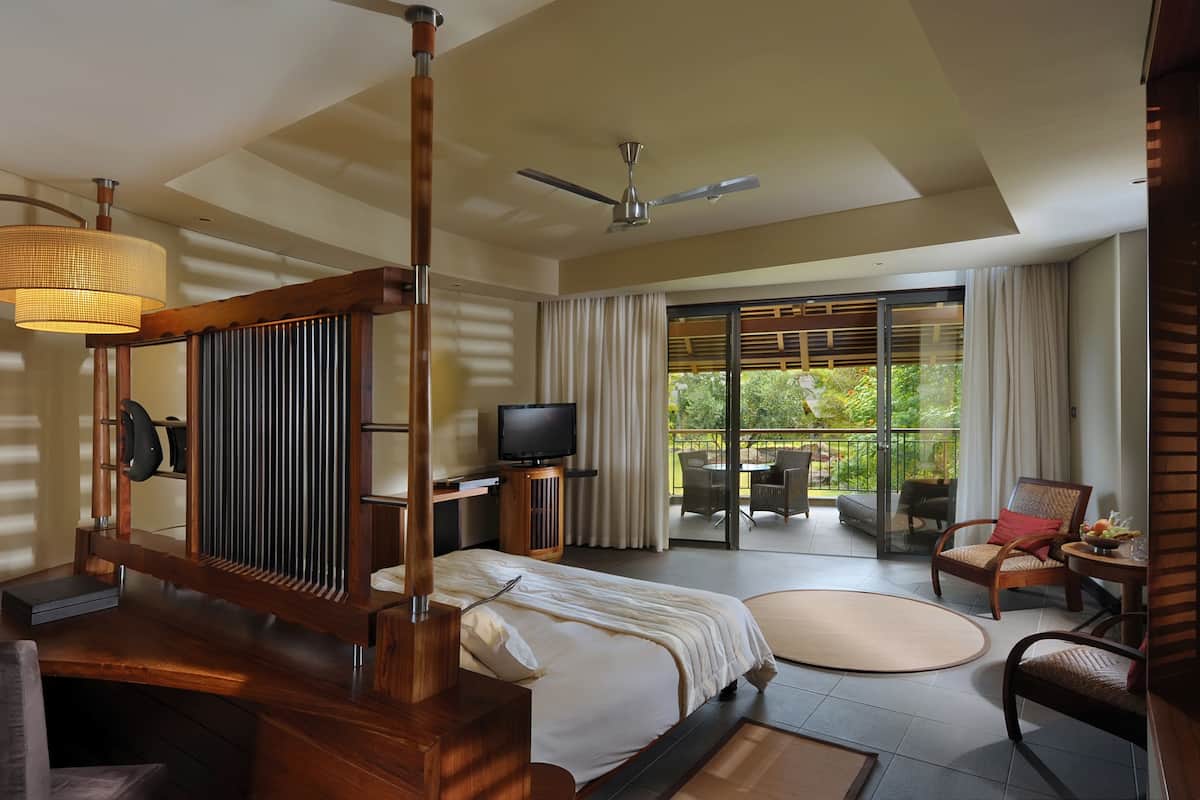 1 phòng ngủ, minibar, két bảo mật tại phòng, bàn