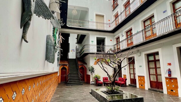 Courtyard - Hotel Puebla Plaza (Puebla)