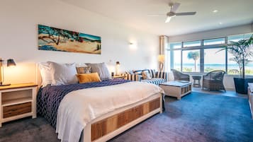 Luxury Studio Suite, 1 King Bed, Sea View | Egyptian cotton sheets, premium bedding, down comforters