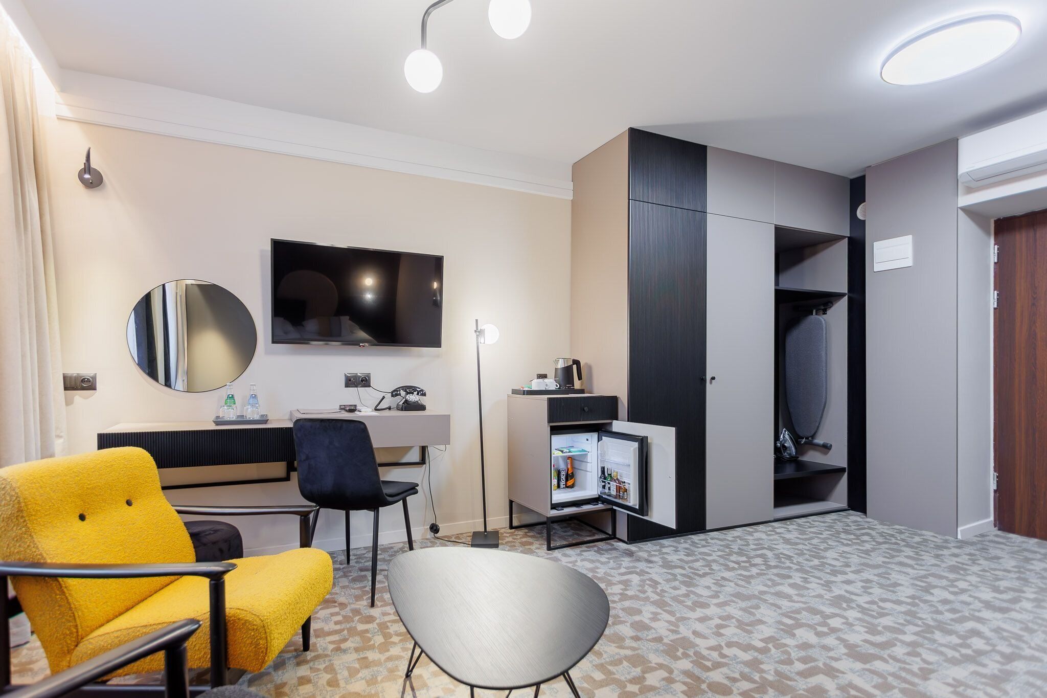 executive double or twin room | 1 bedroom, desk, laptop workspace, blackout curtains