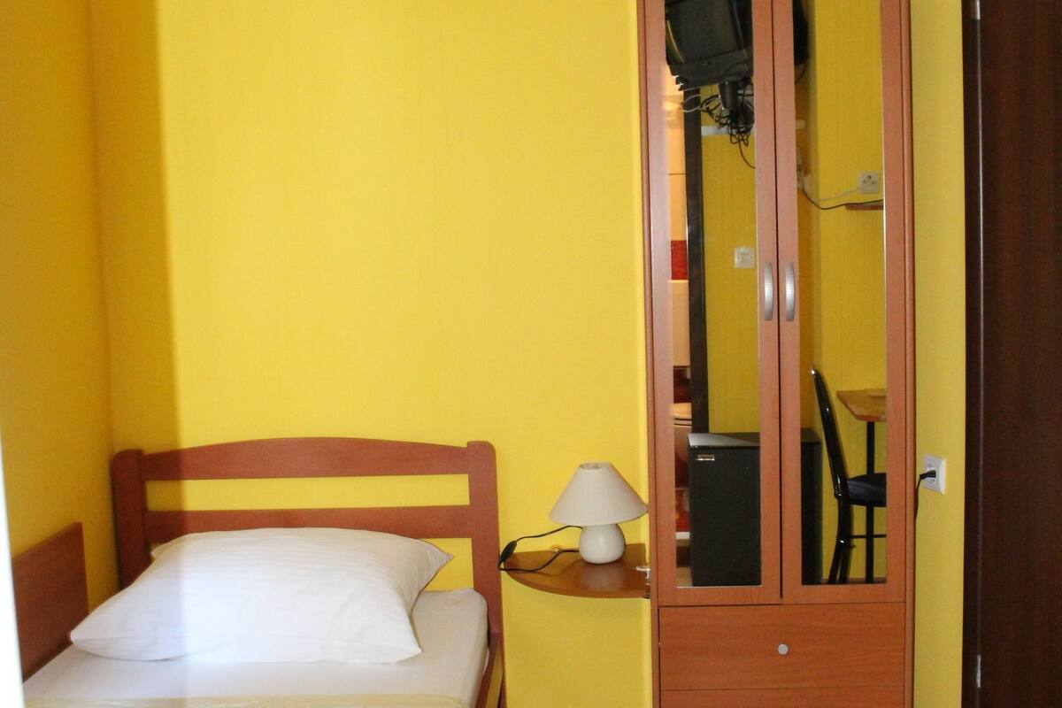 Pillow-top beds, desk, iron/ironing board, free WiFi