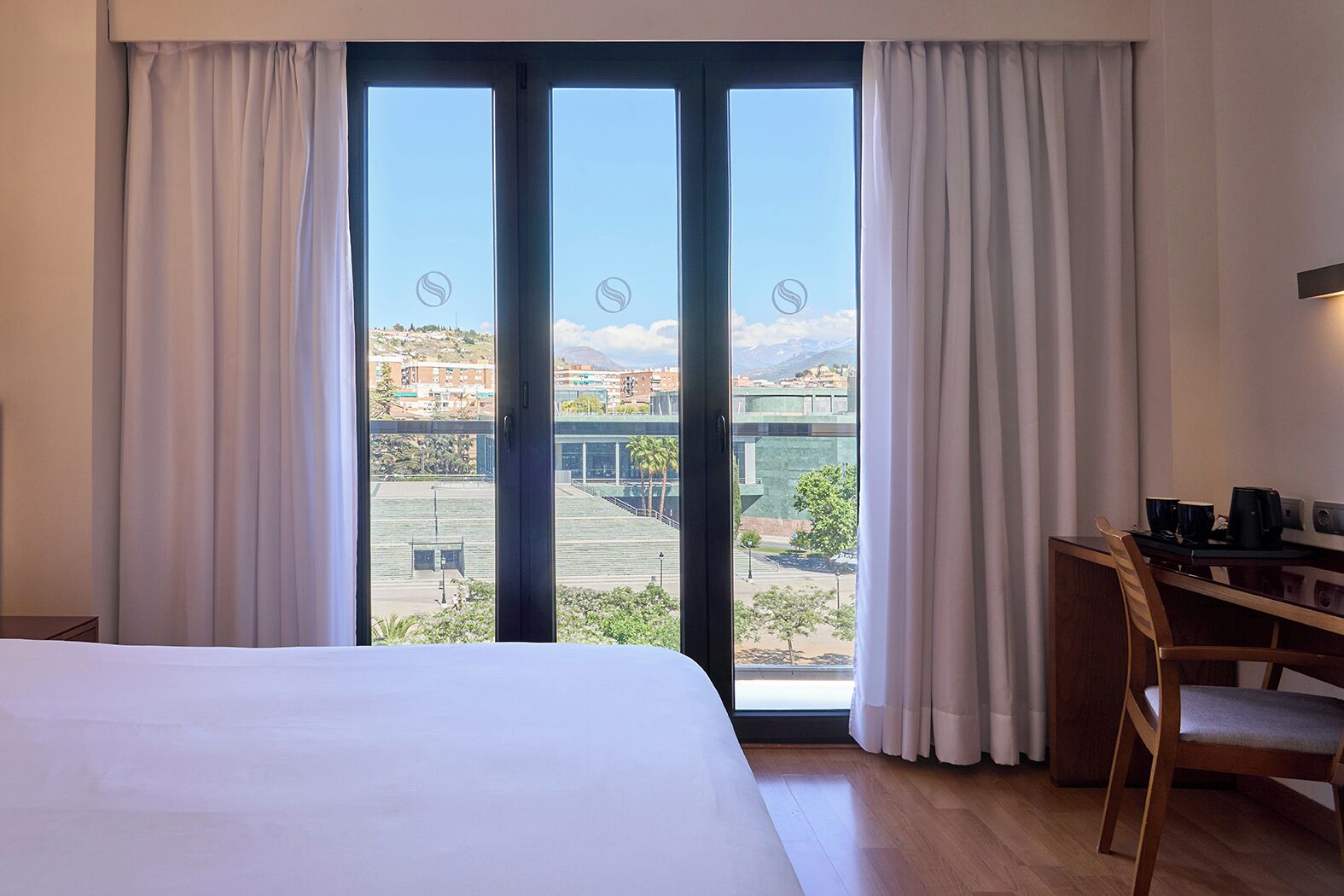 Chambre Double Supérieure, 1 très grand lit | Vue de la chambre