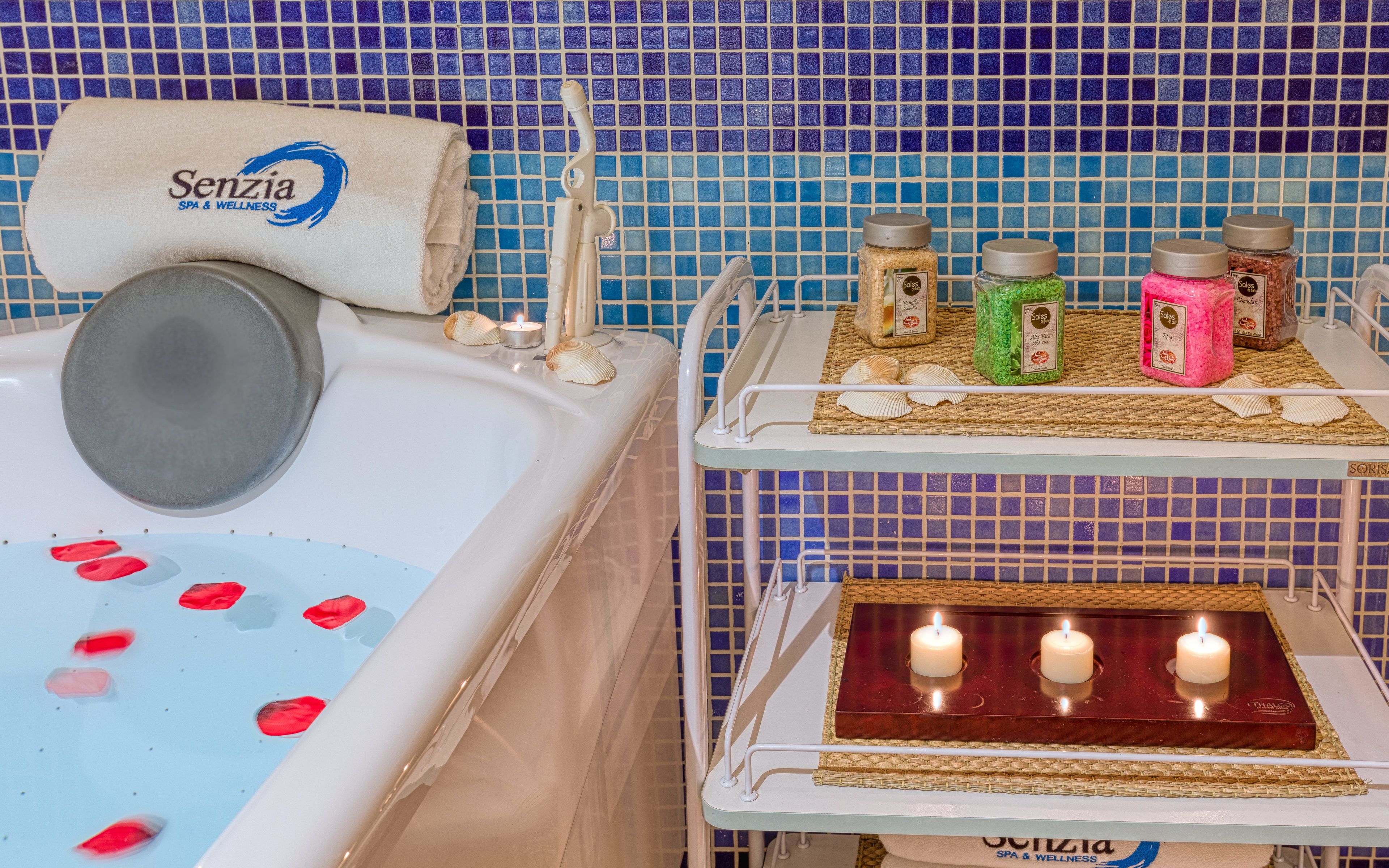 sauna, hot tub, steam room, body treatments, hydrotherapy, aromatherapy