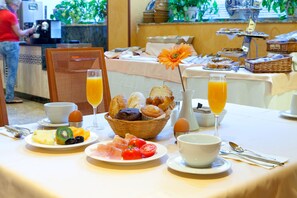 Food and drink - Senator Granada Hotel (Granada)