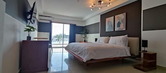 Amador Ocean View Hotel & Suites