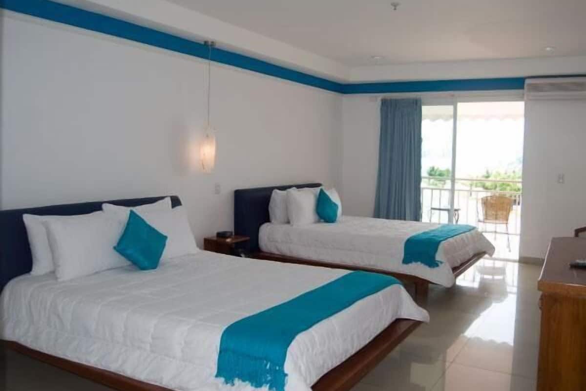 Minibar, in-room safe, iron/ironing board, free WiFi