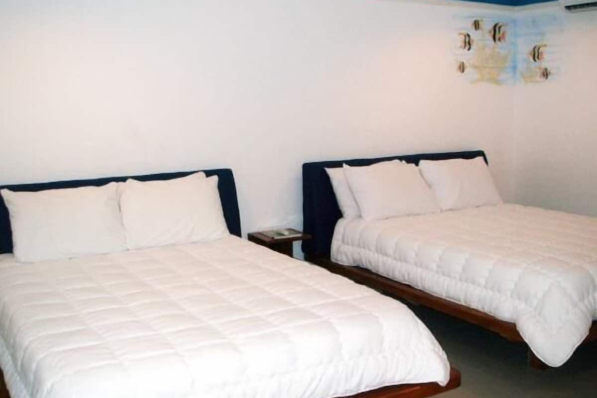 Minibar, in-room safe, iron/ironing board, free WiFi