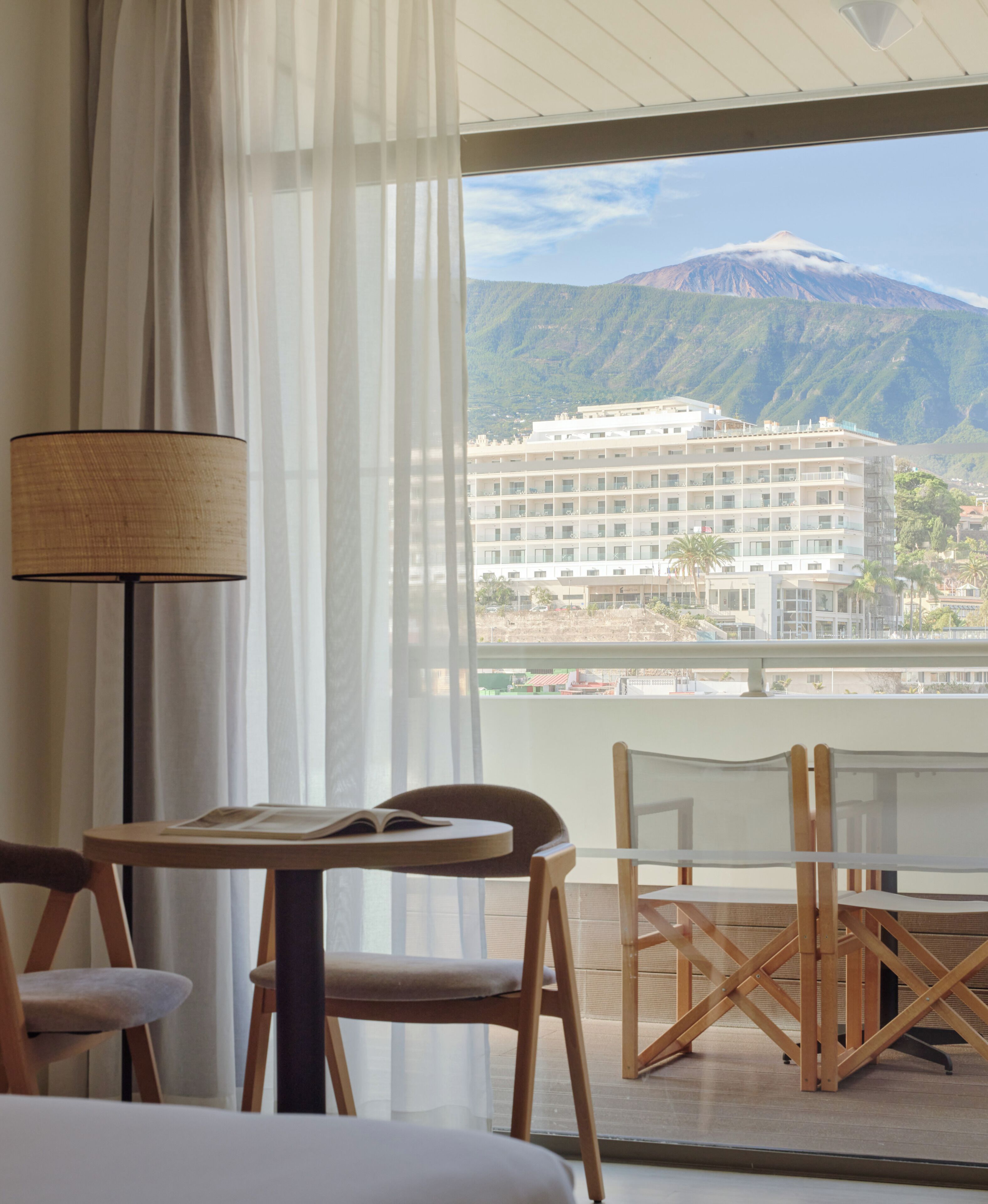 Premium bedding, down duvets, minibar, in-room safe